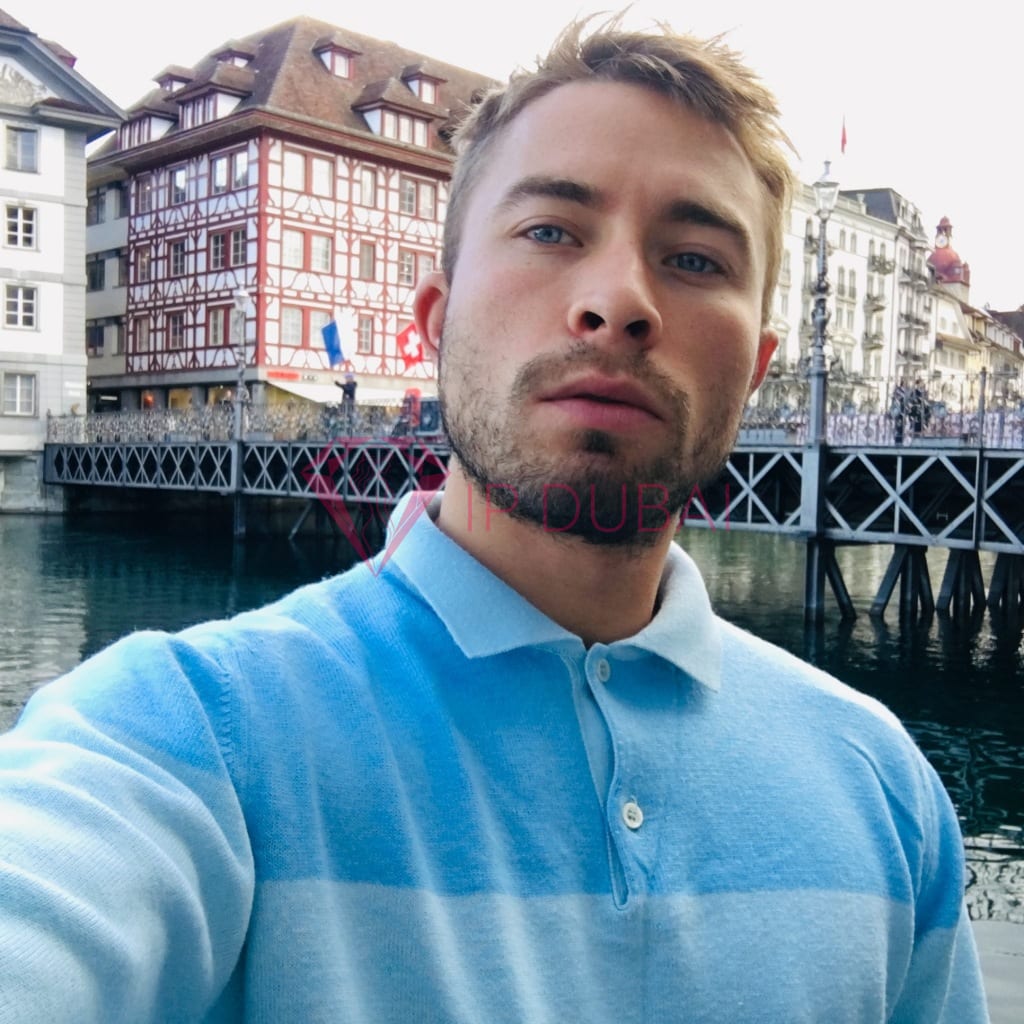 Eduardo, 26, Latina, in Marina, Dubai, from AED 2,850 an hour, speaks Spanish and Portuguese — photo 8 of 23