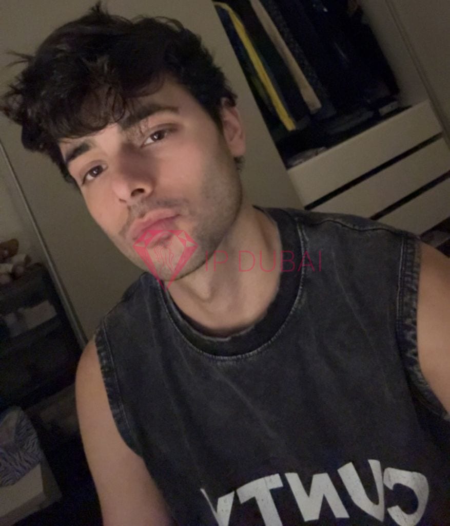 Bruno, 21, Latina, in JVC, Dubai, from AED 2,800 an hour, speaks Spanish and Portuguese — photo 11 of 52
