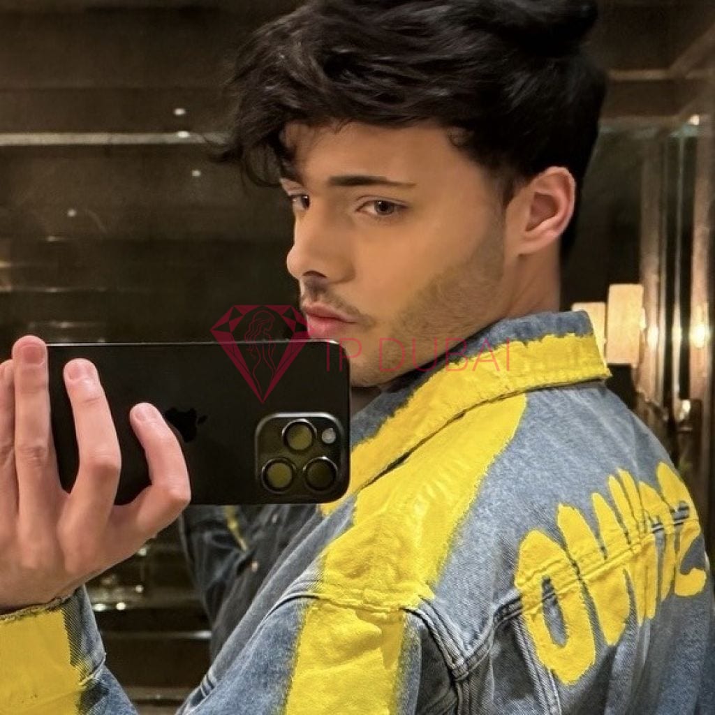 Bruno, 21, Latina, in JVC, Dubai, from AED 2,800 an hour, speaks Spanish and Portuguese — photo 17 of 52