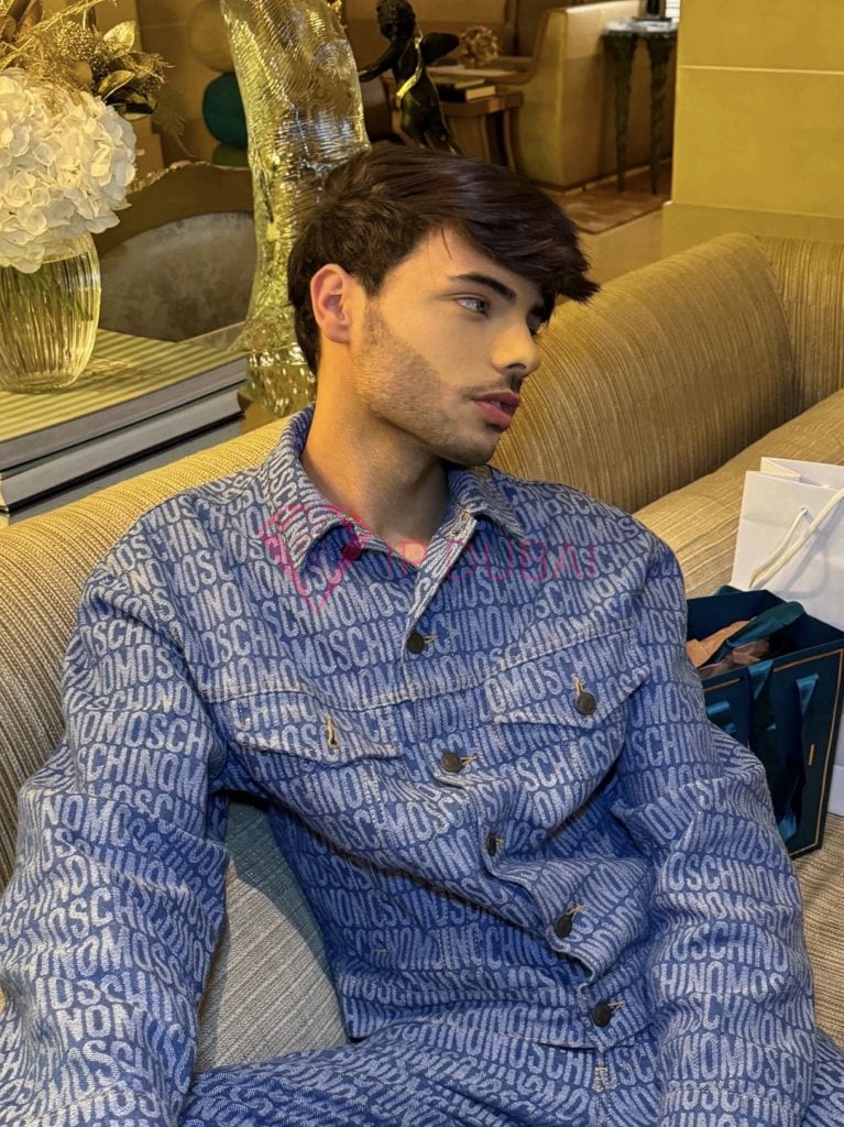 Bruno, 21, Latina, in JVC, Dubai, from AED 2,800 an hour, speaks Spanish and Portuguese — photo 38 of 52