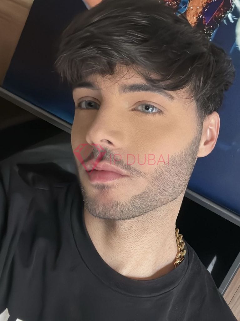 Bruno, 21, Latina, in JVC, Dubai, from AED 2,800 an hour, speaks Spanish and Portuguese — photo 43 of 52