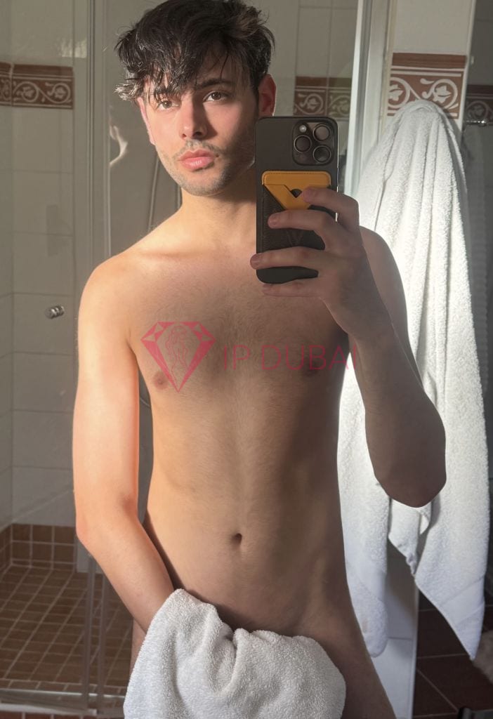 Bruno, 21, Latina, in JVC, Dubai, from AED 2,800 an hour, speaks Spanish and Portuguese — photo 7 of 52