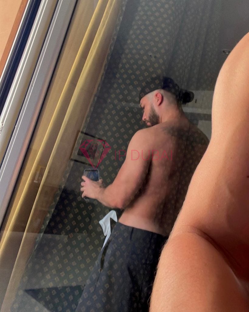 Lucas, 25, Latina, in Silicon Oasis, Dubai, from AED 9,200 an hour, speaks Spanish and Portuguese — photo 4 of 28