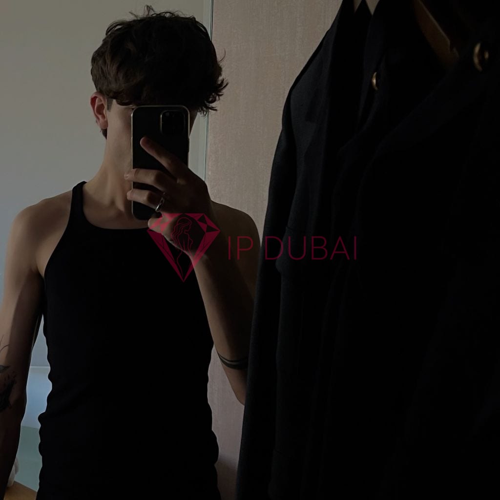Ilya, 21, Russian, in Downtown, Dubai, from AED 9,700 an hour, speaks Russian and English — photo 10 of 33