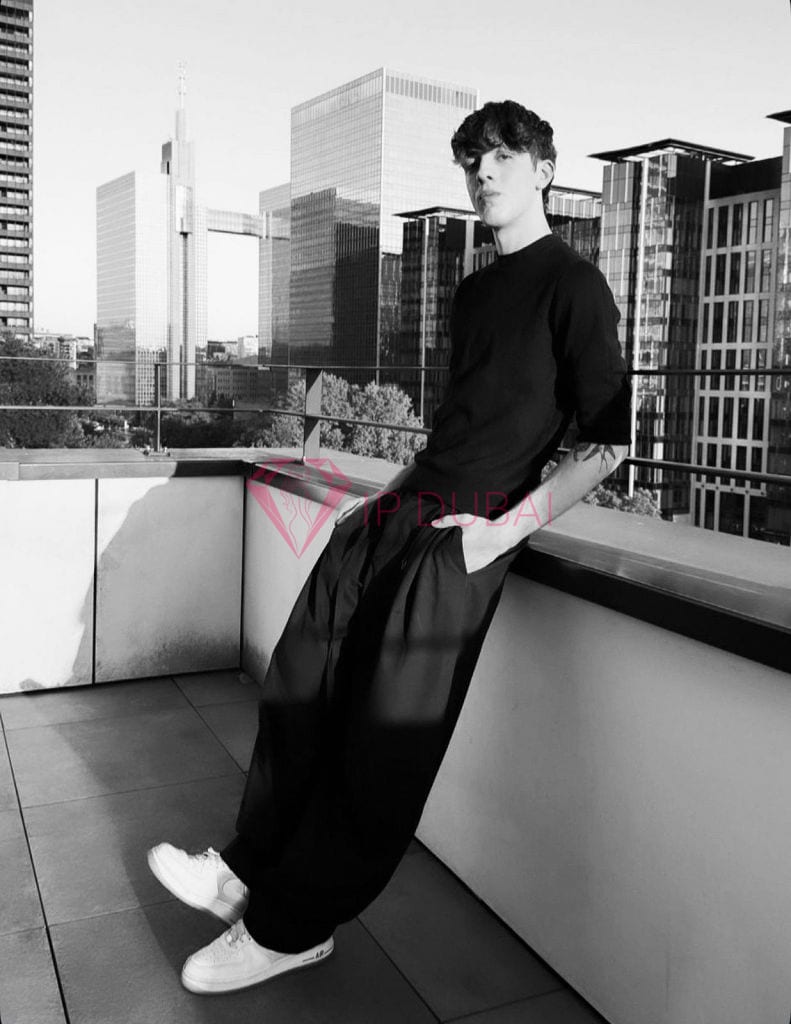 Ilya, 21, Russian, in Downtown, Dubai, from AED 9,700 an hour, speaks Russian and English — photo 23 of 33
