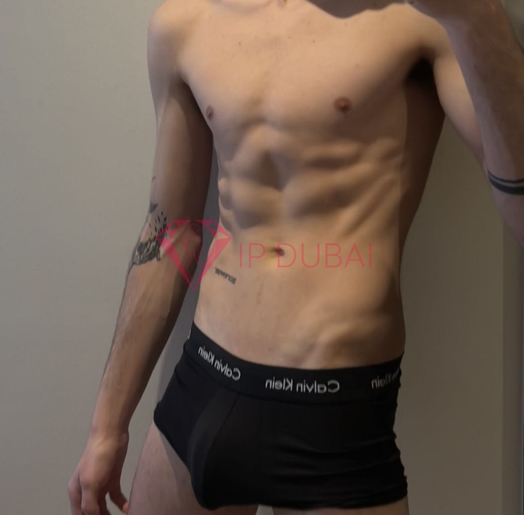Ilya, 21, Russian, in Downtown, Dubai, from AED 9,700 an hour, speaks Russian and English — photo 27 of 33