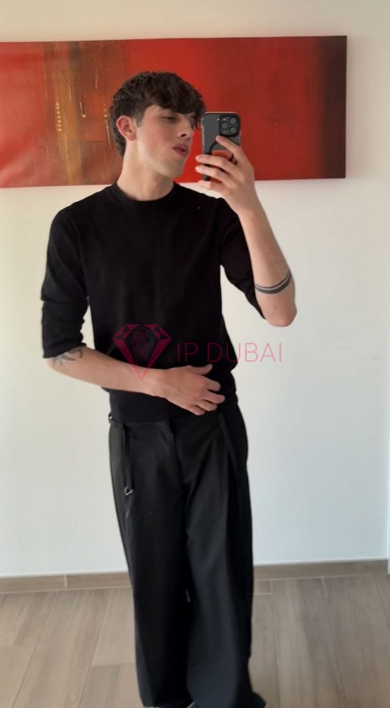 Ilya, 21, Russian, in Downtown, Dubai, from AED 9,700 an hour, speaks Russian and English — photo 30 of 33