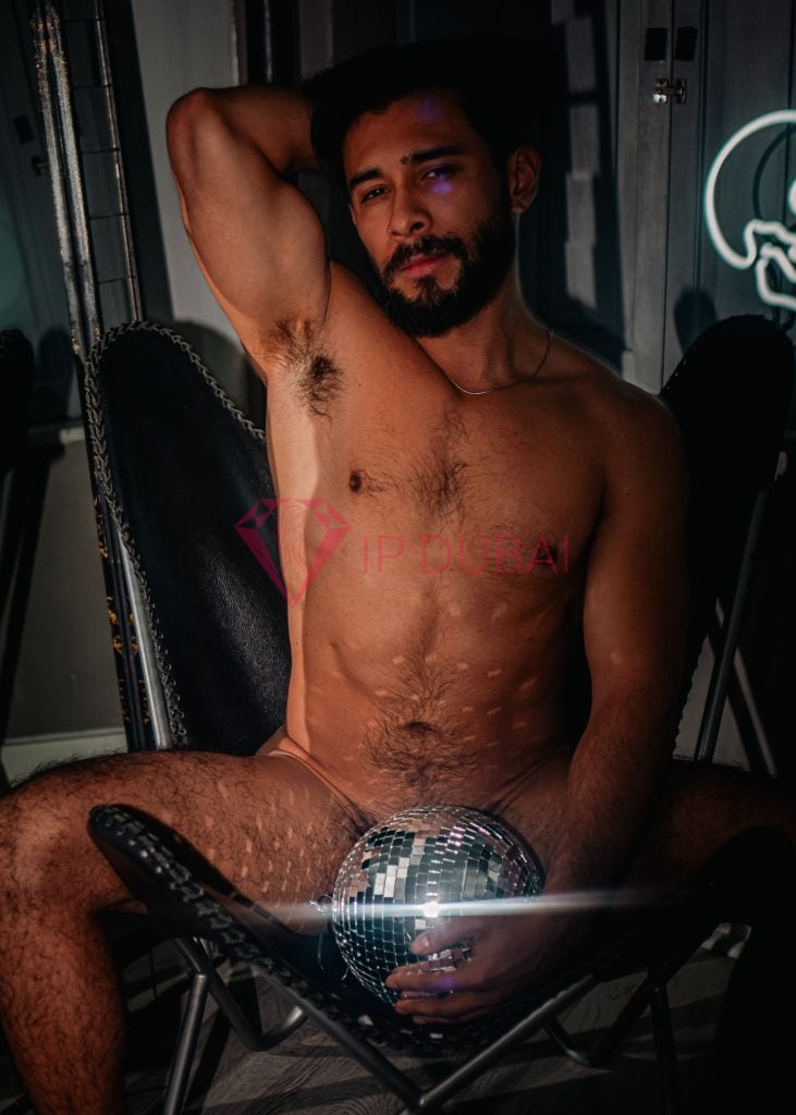 Vicente, 26, Latina, in Bur Dubai, Dubai, from AED 2,650 an hour, speaks Spanish and Portuguese — photo 10 of 32