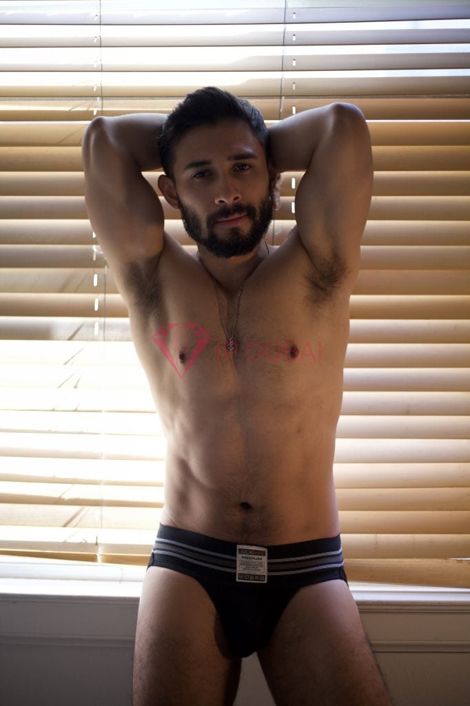 Vicente, 26, Latina, in Bur Dubai, Dubai, from AED 2,650 an hour, speaks Spanish and Portuguese — photo 12 of 32