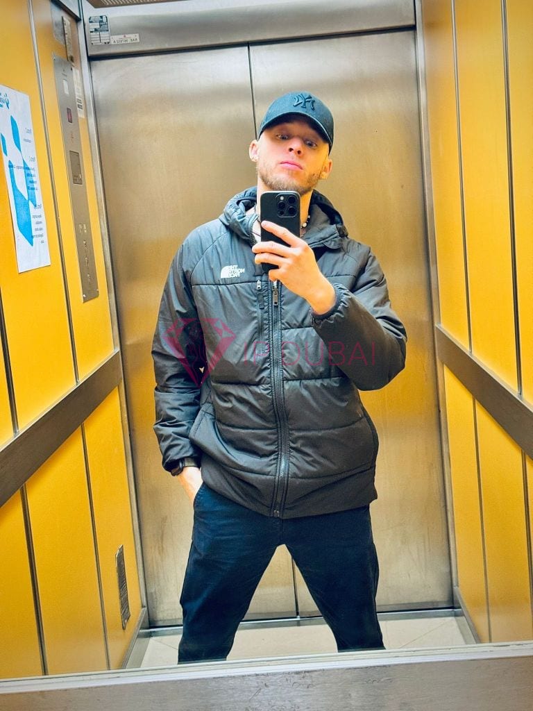 Pablo, 28, Latina, in Business Bay, Dubai, from AED 1,850 an hour, speaks Spanish and Portuguese — photo 4 of 7