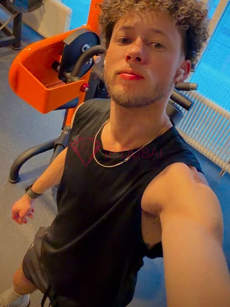 Pablo, 28, Latina, in Business Bay, Dubai, from AED 1,850 an hour, speaks Spanish and Portuguese — photo 5 of 7