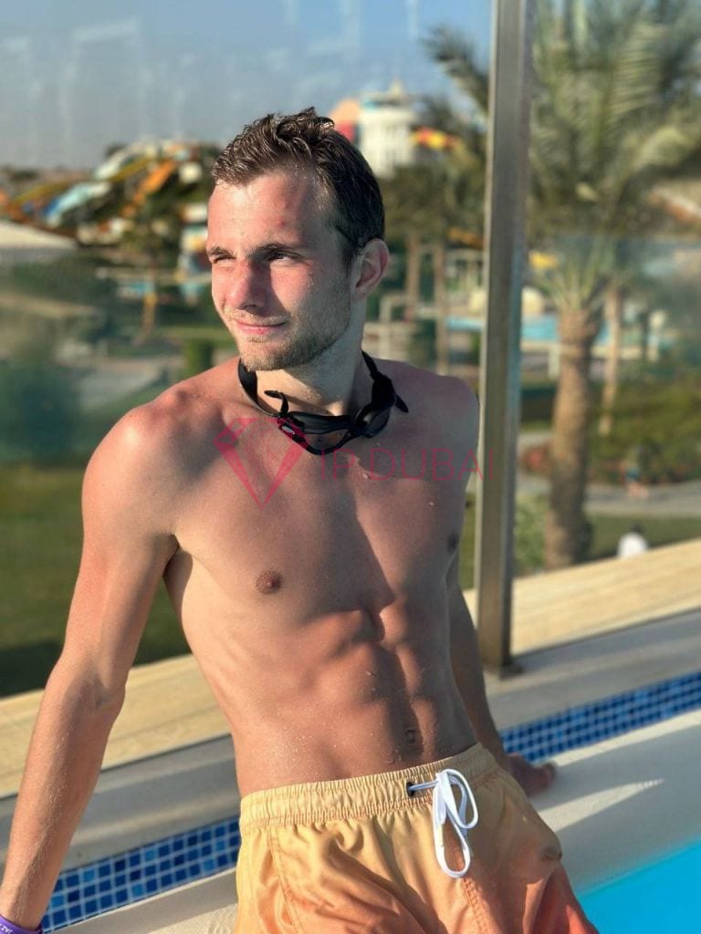 Ilya, 25, Russian, in Al Khan, Sharjah, from AED 2,300 an hour, speaks Russian and English — photo 5 of 6