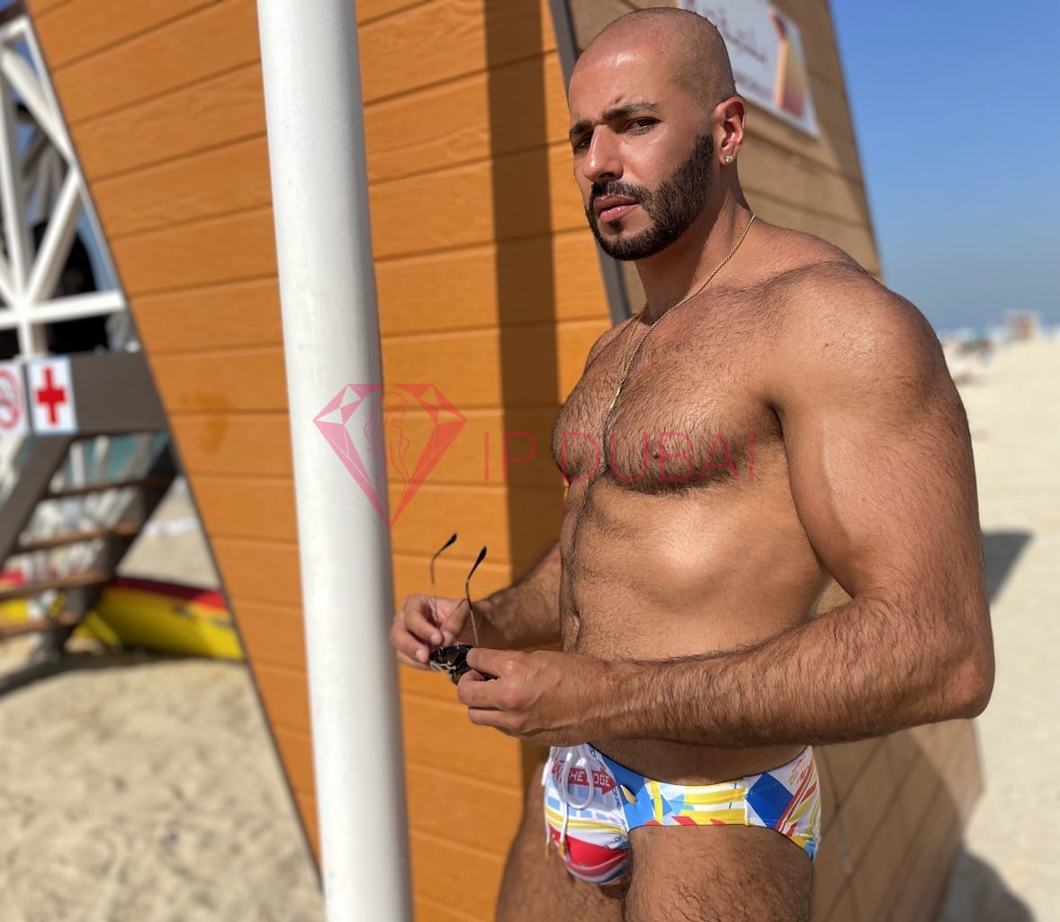 Matheus, 35, Latina, in DIFC, Dubai, from AED 2,400 an hour, speaks Spanish and Portuguese — photo 34 of 77