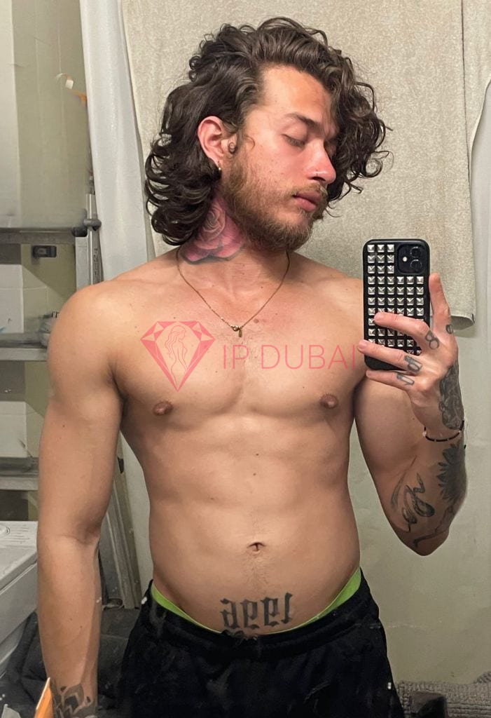 Alejandro, 26, Latina, in Al Reem, hourly rate from AED 2,100, incall only, speaks Spanish and Portuguese