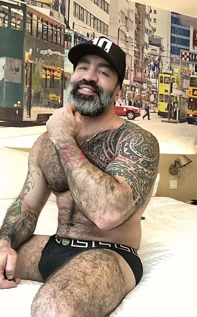 Felipe, 44, Latina, in Al Khalidiyah, Abu Dhabi, from AED 2,900 an hour, speaks Spanish and Portuguese — photo 12 of 18