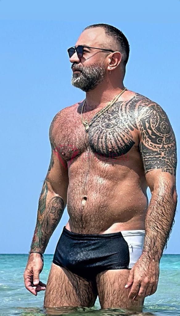 Felipe, 44, Latina, in Al Khalidiyah, Abu Dhabi, from AED 2,900 an hour, speaks Spanish and Portuguese — photo 13 of 18