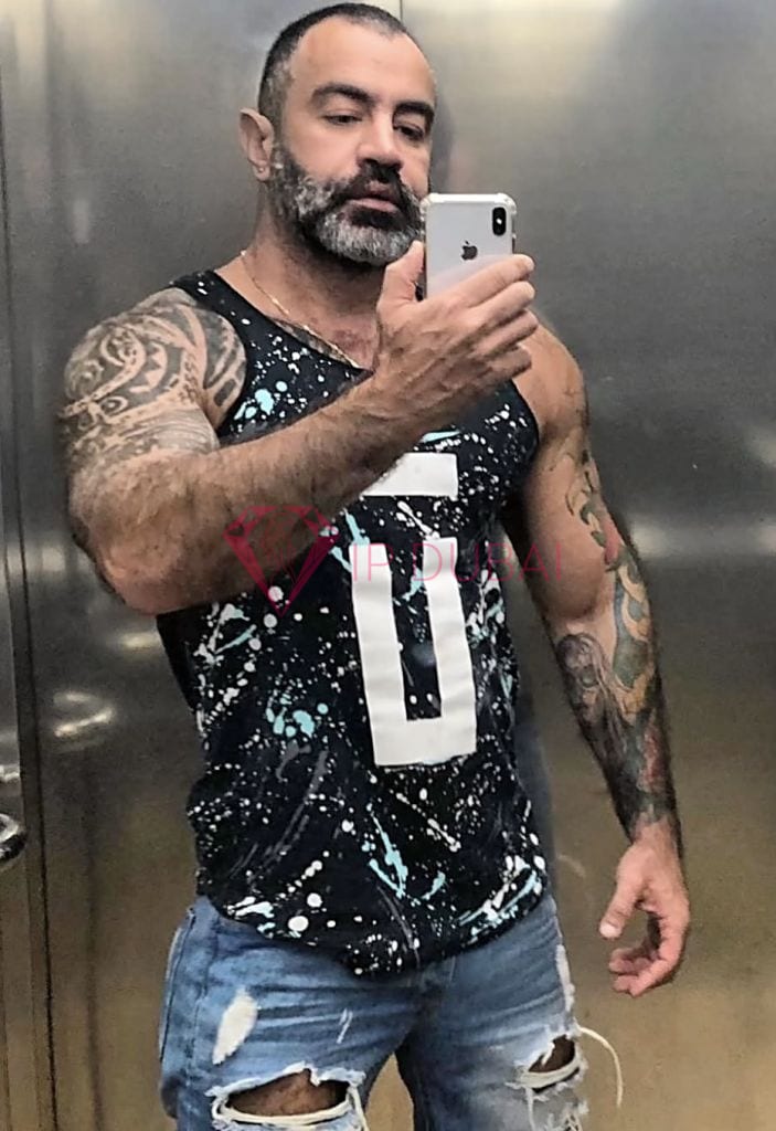 Felipe, 44, Latina, in Al Khalidiyah, Abu Dhabi, from AED 2,900 an hour, speaks Spanish and Portuguese — photo 15 of 18