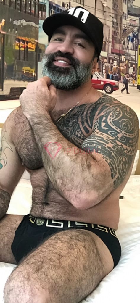 Felipe, 44, Latina, in Al Khalidiyah, Abu Dhabi, from AED 2,900 an hour, speaks Spanish and Portuguese — photo 18 of 18