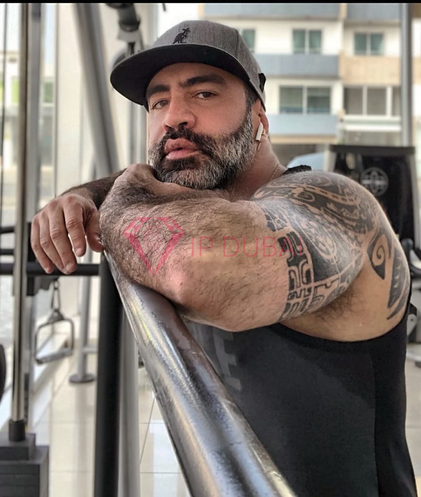 Felipe, 44, Latina, in Al Khalidiyah, Abu Dhabi, from AED 2,900 an hour, speaks Spanish and Portuguese — photo 4 of 18