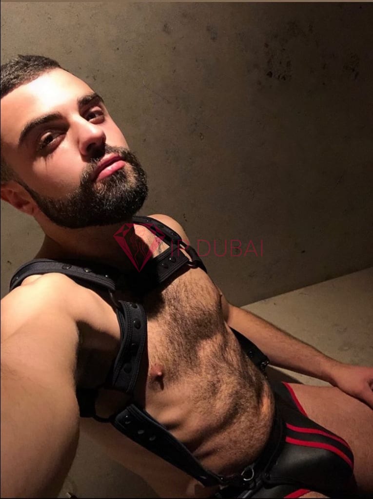 Viktor, 28, European, in JBR, Dubai, from AED 9,400 an hour, speaks English and French — photo 6 of 6