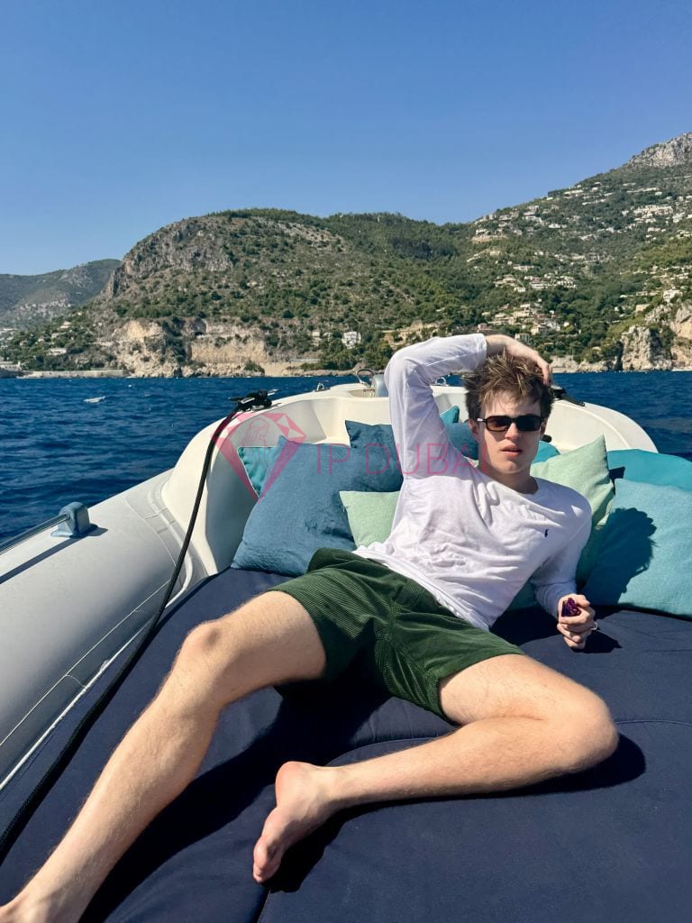 Stepan, 21, Russian, in JLT, Dubai, from AED 2,800 an hour, speaks Russian and English — photo 3 of 9