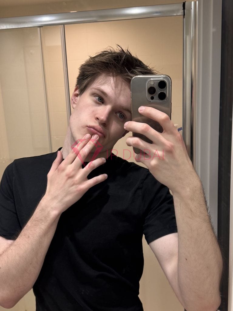 Stepan, 21, Russian, in JLT, Dubai, from AED 2,800 an hour, speaks Russian and English — photo 7 of 9
