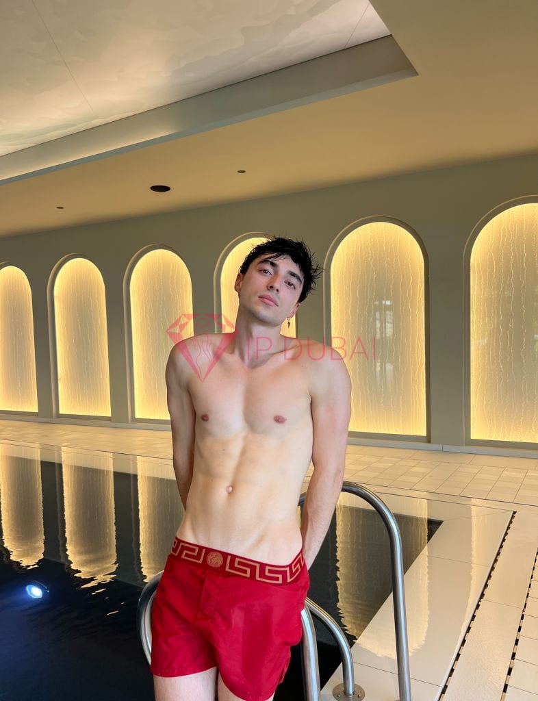 Roman, 23, Russian, in Al Nahda Dubai, Dubai, from AED 9,000 an hour, speaks Russian and English — photo 11 of 11