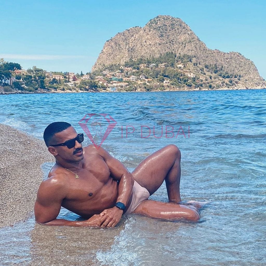 Rafael, 35, Latina, in Mirdif, Dubai, from AED 2,950 an hour, speaks Spanish and Portuguese — photo 4 of 15