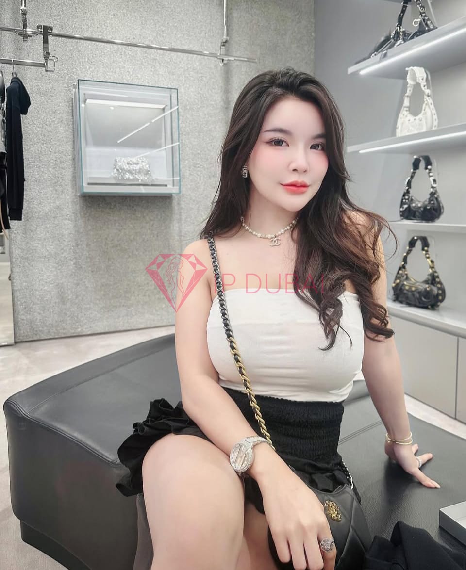 Jiao, 21, Asian, in Al Nahda, Sharjah, from AED 1,550 an hour, speaks English, 155 cm — photo 7 of 7