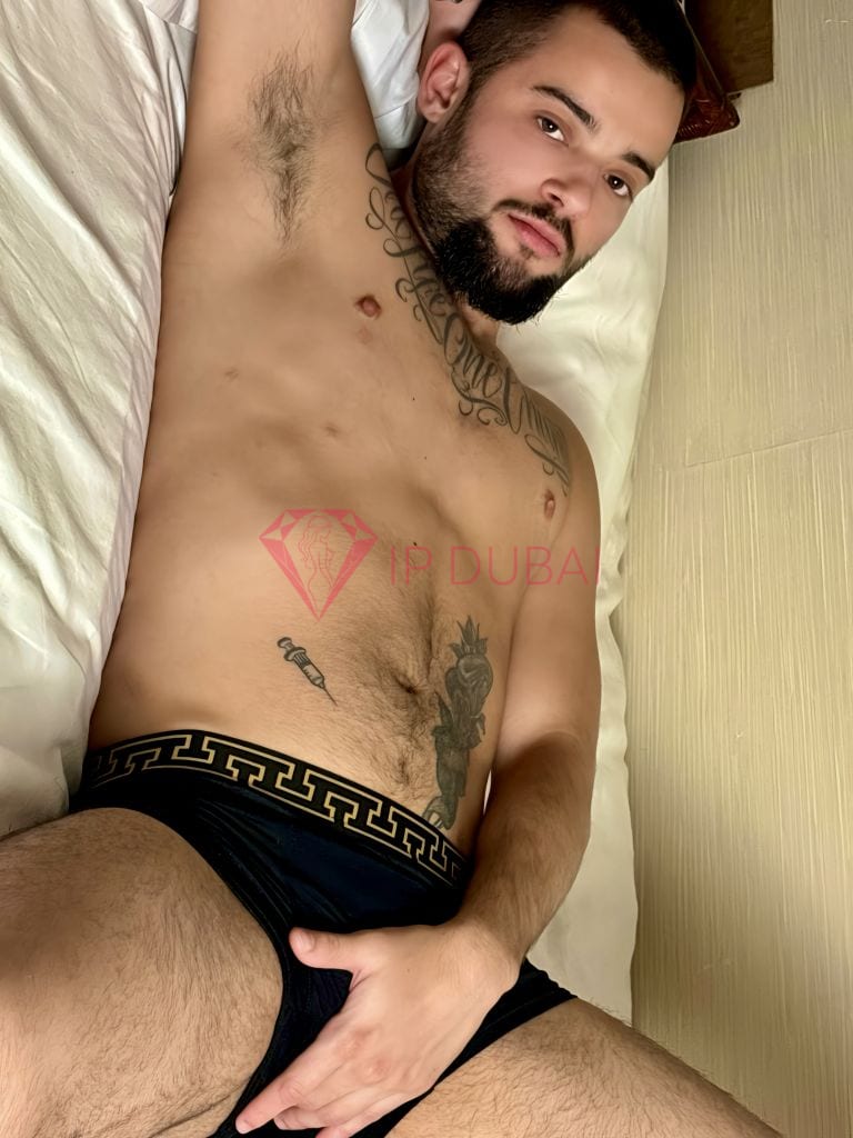 Artem, 25, Russian, in JBR, Dubai, from AED 11,900 an hour, speaks Russian and English — photo 27 of 36