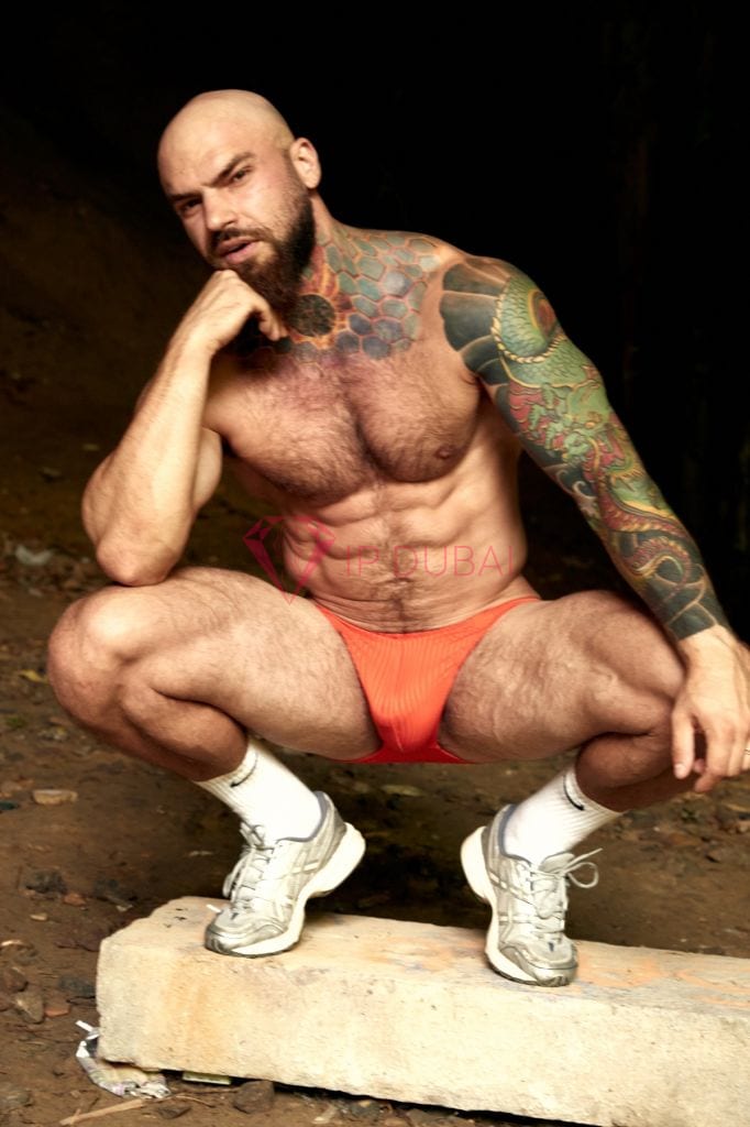 Enzo, 30, Latina, in Bur Dubai, Dubai, from AED 2,350 an hour, speaks Spanish and Portuguese — photo 17 of 33