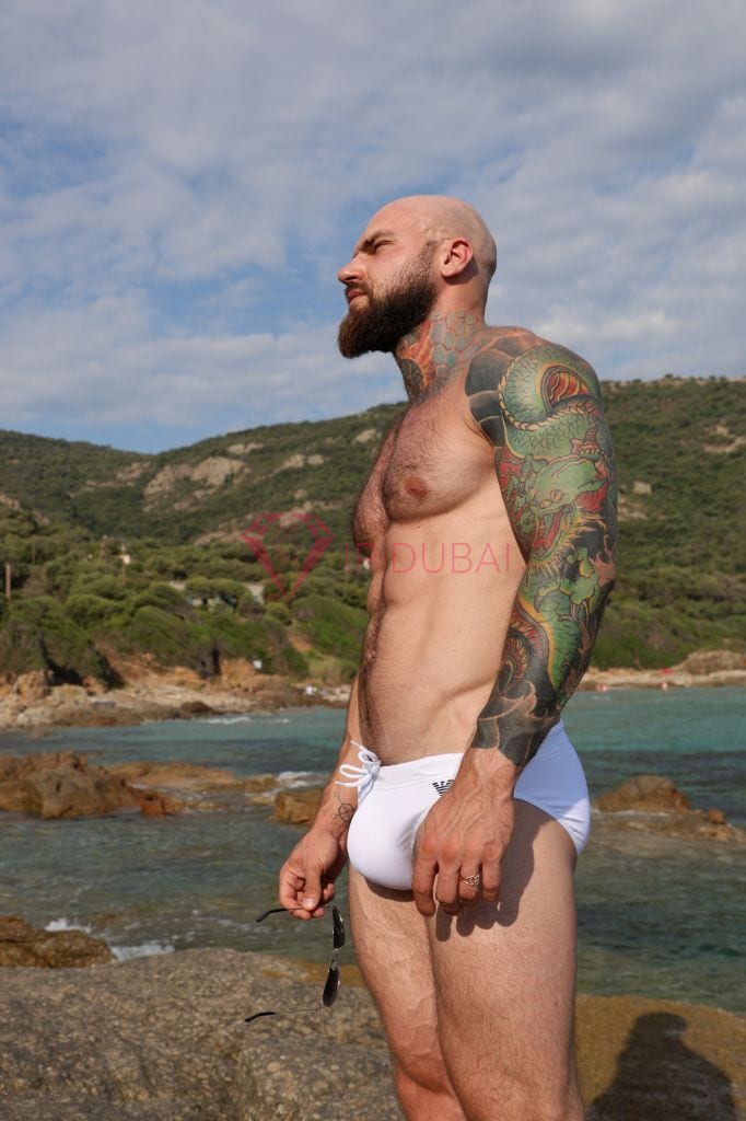Enzo, 30, Latina, in Bur Dubai, Dubai, from AED 2,350 an hour, speaks Spanish and Portuguese — photo 21 of 33