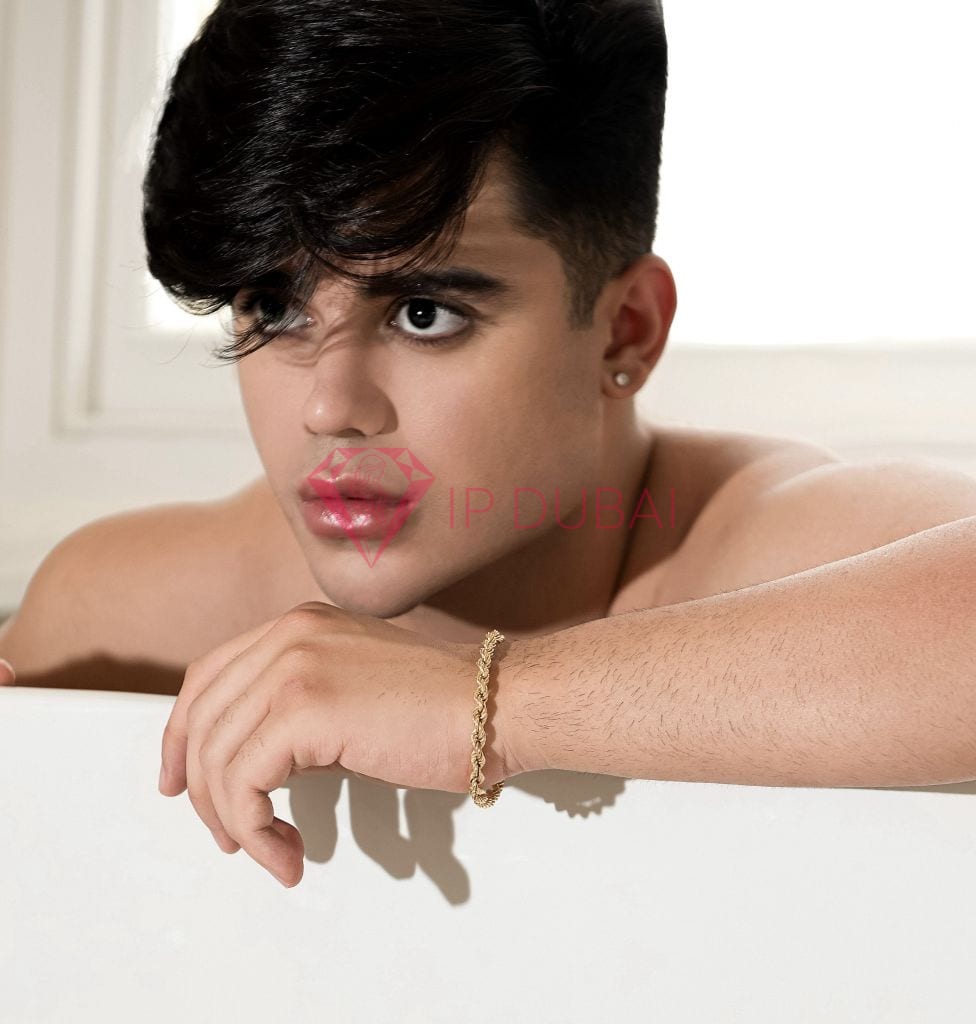 Matheus, 21, Latina, in Bur Dubai, Dubai, from AED 2,150 an hour, speaks Spanish and Portuguese — photo 3 of 6