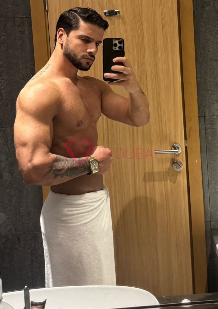 Gabriel, 23, Latina, in JVC, hourly rate from AED 1,850, incall only, speaks Spanish and Portuguese