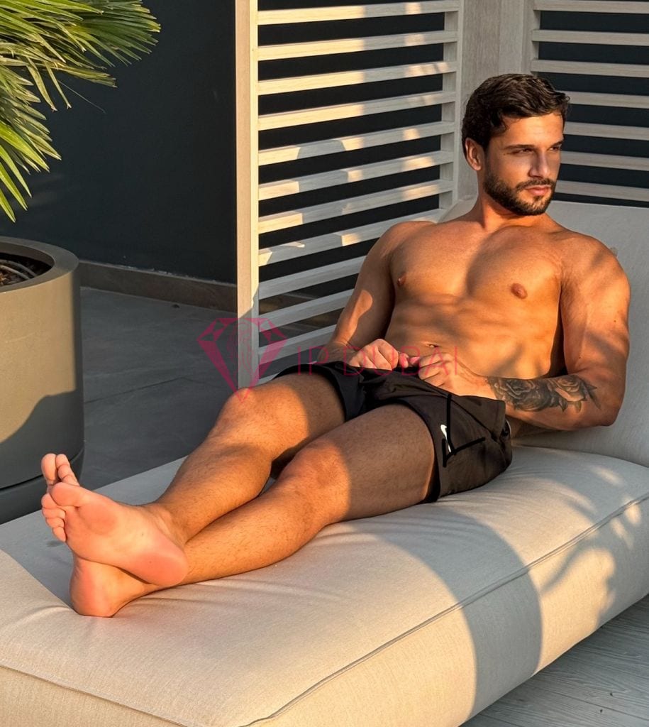 Gabriel, 23, Latina, in JVC, Dubai, from AED 1,850 an hour, speaks Spanish and Portuguese — photo 14 of 19