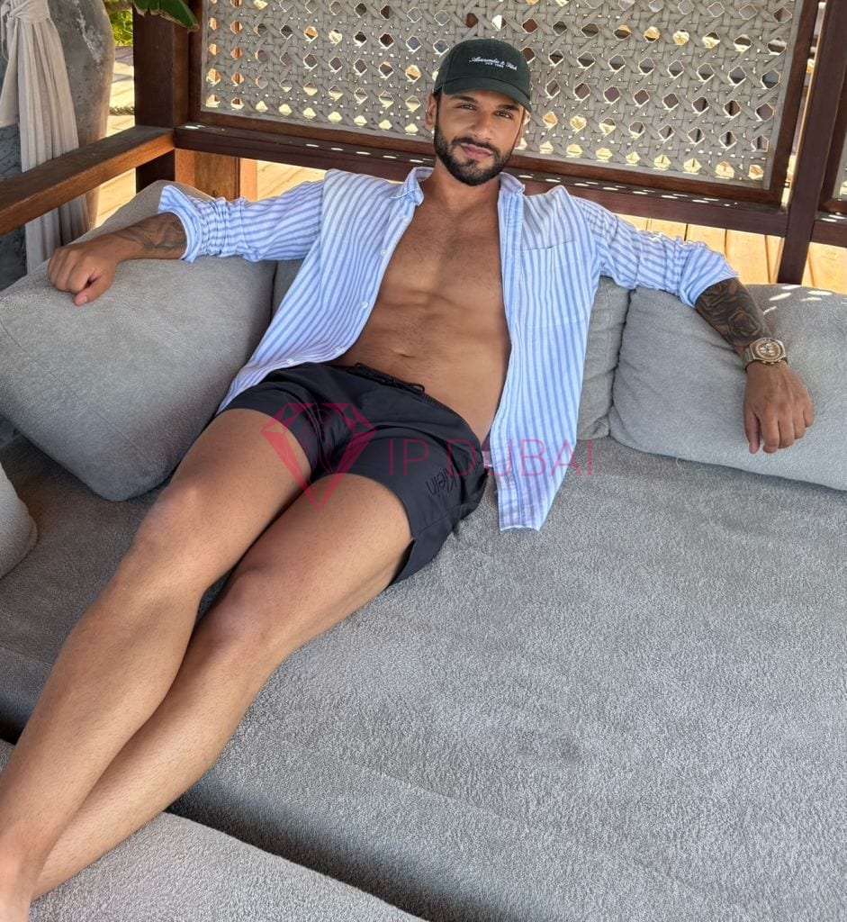 Gabriel, 23, Latina, in JVC, Dubai, from AED 1,850 an hour, speaks Spanish and Portuguese — photo 17 of 19