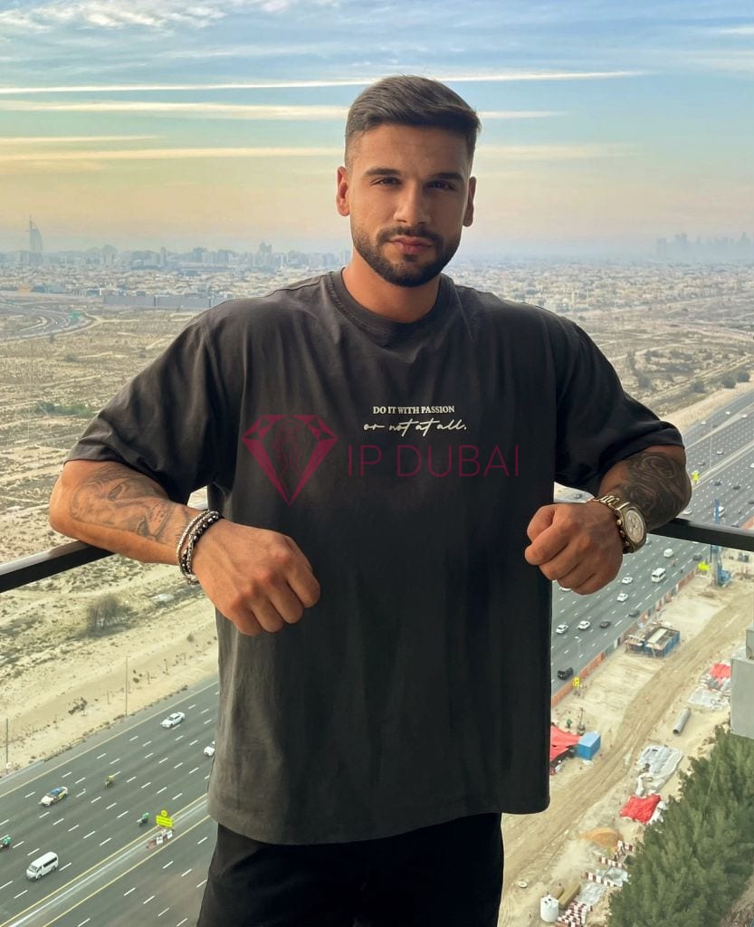 Gabriel, 23, Latina, in JVC, Dubai, from AED 1,850 an hour, speaks Spanish and Portuguese — photo 9 of 19