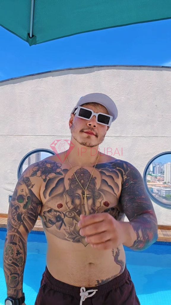 Camilo, 29, Latina, in Discovery Gardens, Dubai, from AED 2,850 an hour, speaks Spanish and Portuguese — photo 6 of 11