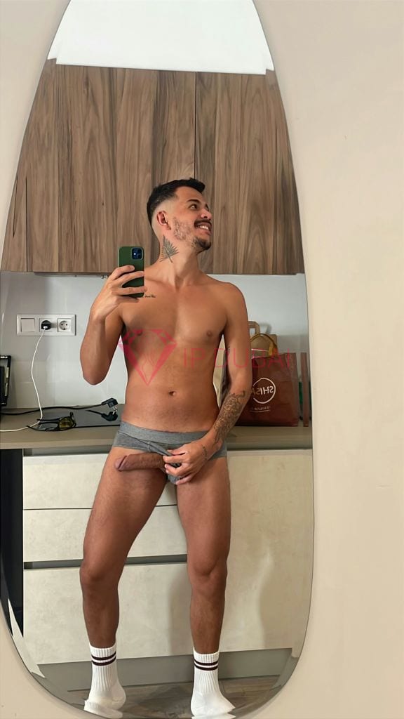 Caio, 27, Latina, in Sports City, Dubai, from AED 2,450 an hour, speaks Spanish and Portuguese — photo 4 of 8