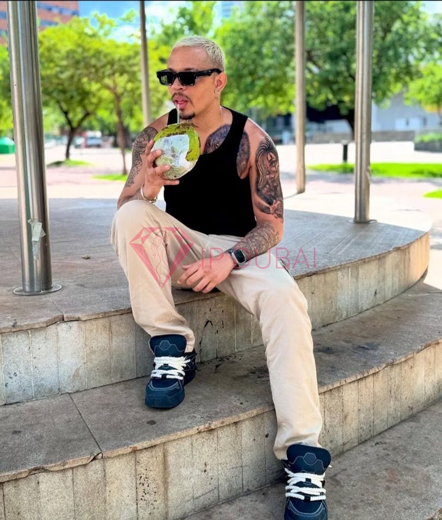 Eduardo, 30, Latina, in Al Majaz, Sharjah, from AED 2,750 an hour, speaks Spanish and Portuguese — photo 11 of 17