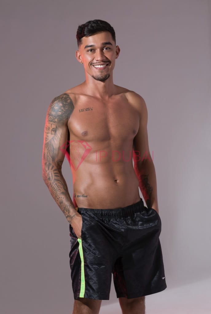 Camilo, 24, Latina, in Downtown, Dubai, from AED 2,500 an hour, speaks Spanish and Portuguese — photo 32 of 37