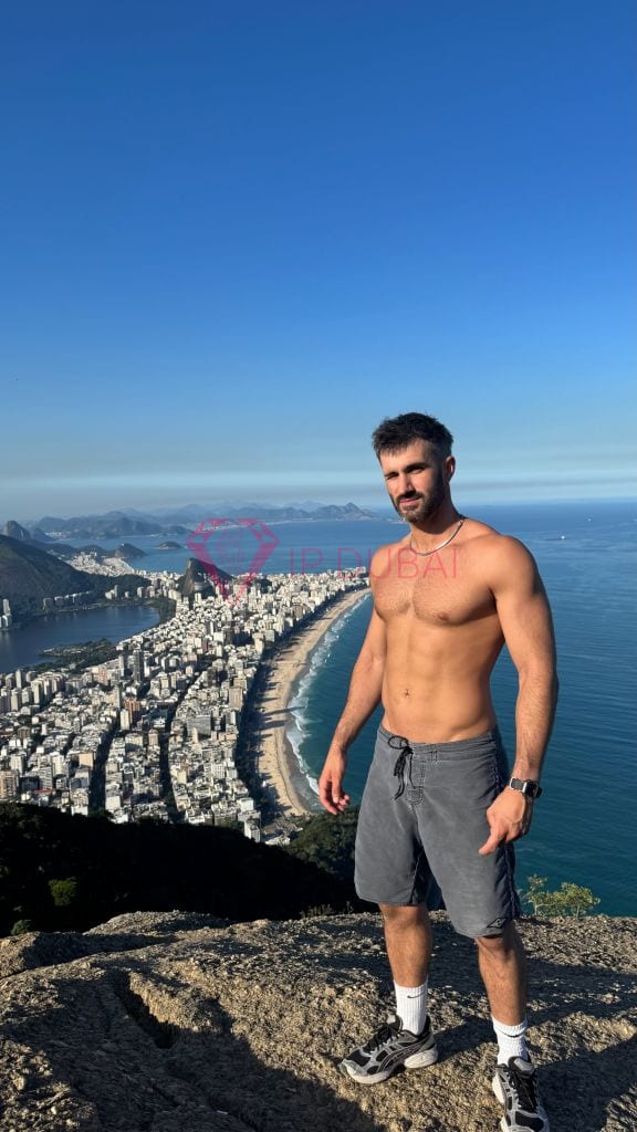 Alexander, 30, European, in Sports City, Dubai, from AED 2,850 an hour, speaks English and French — photo 14 of 14