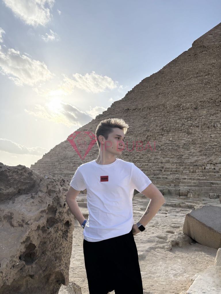 Eduardo, 20, Latina, in Corniche, Abu Dhabi, from AED 2,950 an hour, speaks Spanish and Portuguese — photo 4 of 7