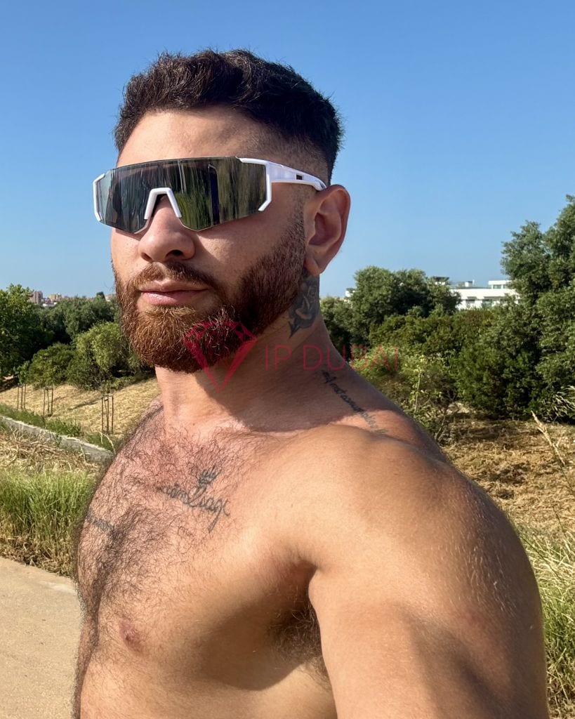 Lucas, 28, Latina, in Deira, Dubai, from AED 13,500 an hour, speaks Spanish and Portuguese — photo 16 of 36