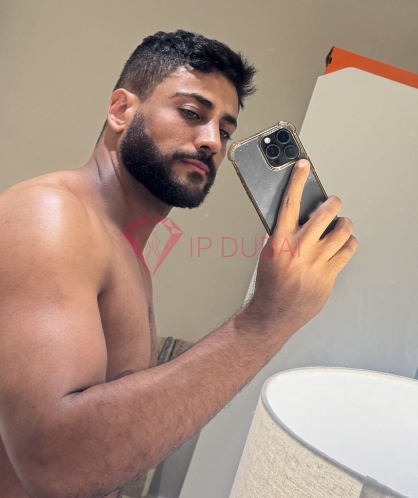Lucas, 34, Latina, in Dibba, Fujairah, from AED 2,300 an hour, speaks Spanish and Portuguese — photo 4 of 11