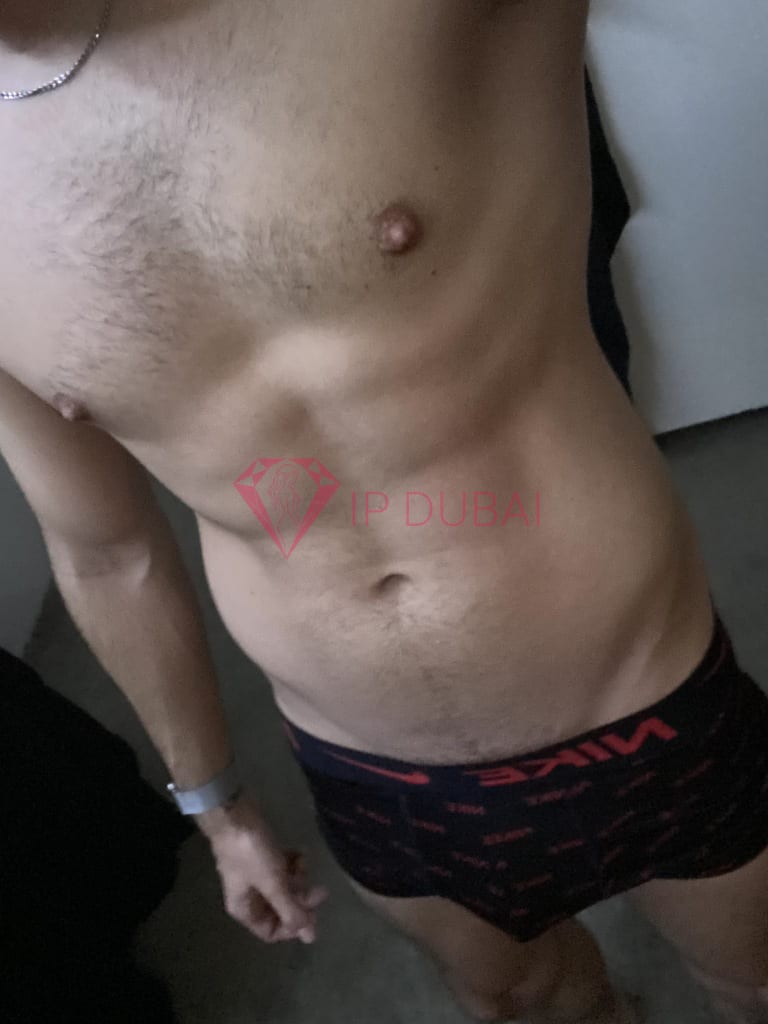 Yaroslav, 27, Russian, in DIFC, Dubai, from AED 1,950 an hour, speaks Russian and English — photo 8 of 8