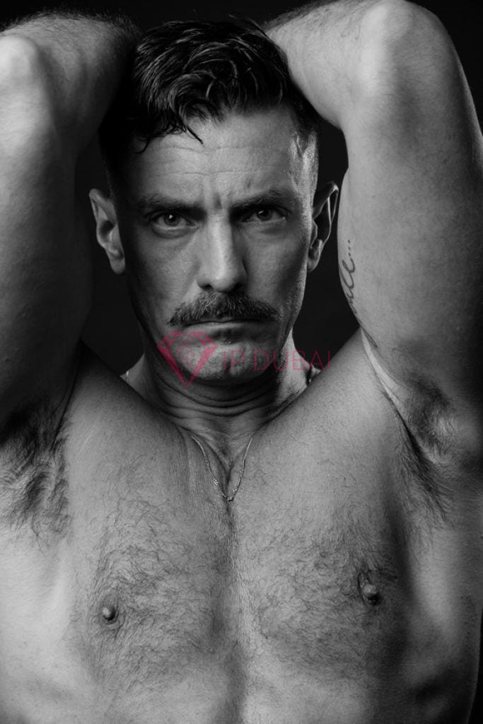 Lars, 36, European, in Khalifa City, Abu Dhabi, from AED 2,450 an hour, speaks English and French — photo 16 of 38