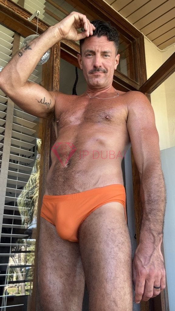 Lars, 36, European, in Khalifa City, Abu Dhabi, from AED 2,450 an hour, speaks English and French — photo 34 of 38