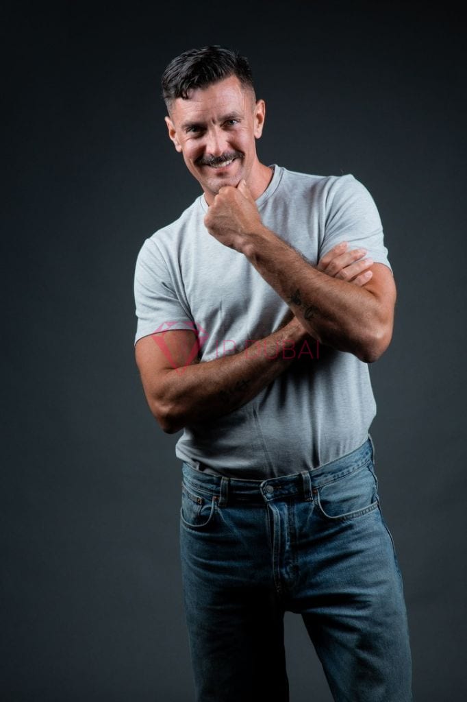Lars, 36, European, in Khalifa City, Abu Dhabi, from AED 2,450 an hour, speaks English and French — photo 5 of 38