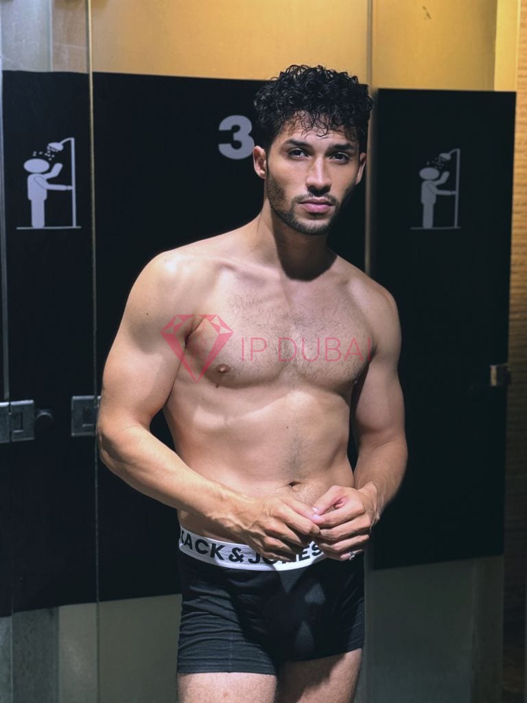 Bruno, 28, Latina, in Al Rashidiya, Ajman, from AED 2,200 an hour, speaks Spanish and Portuguese — photo 7 of 7